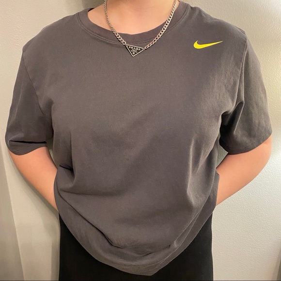 Nike Dri Fit Gray & Lime Green Yellow Swoosh Tee T Shirt - Picture 4 of 8